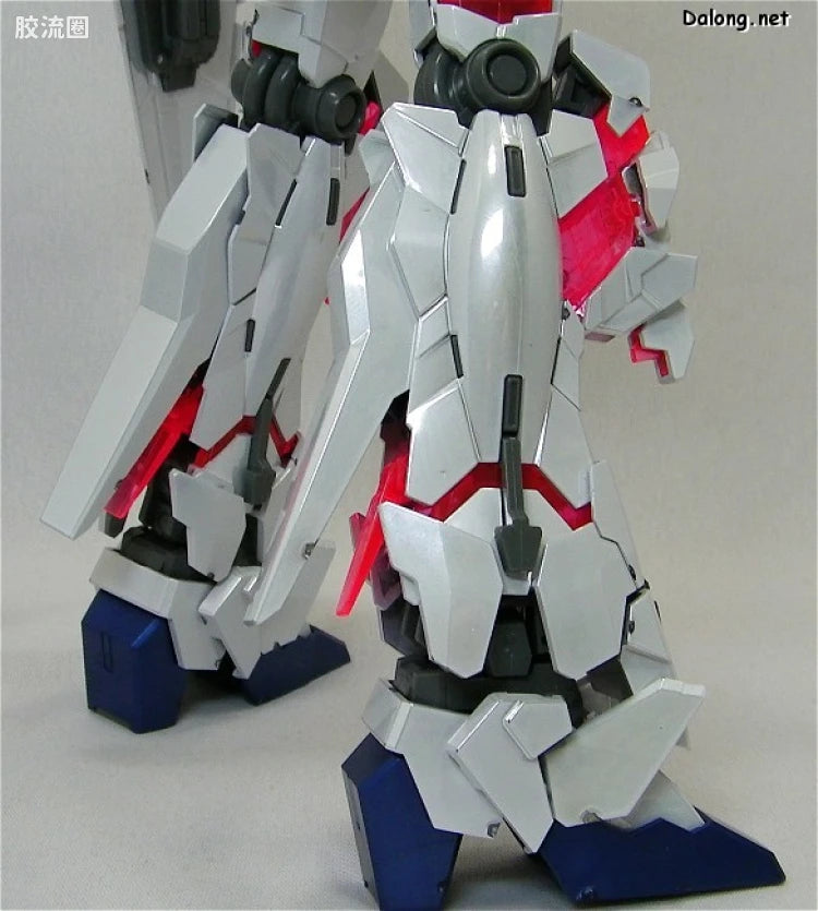 MG 1/100 Unicorn Gundam Ver.Ka (Titanium Finish)