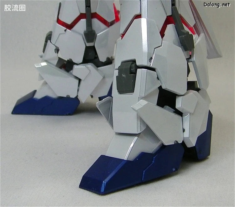 MG 1/100 Unicorn Gundam Ver.Ka (Titanium Finish)