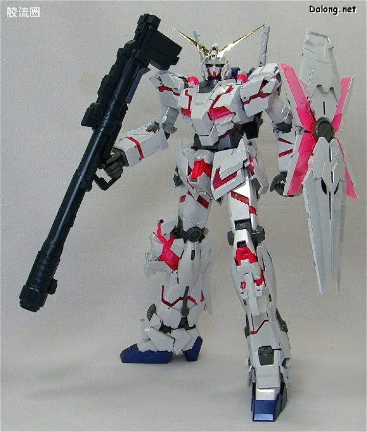 MG 1/100 Unicorn Gundam Ver.Ka (Titanium Finish)