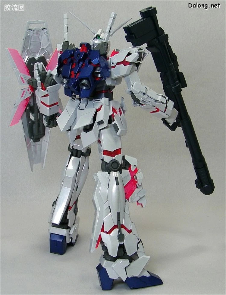 MG 1/100 Unicorn Gundam Ver.Ka (Titanium Finish)