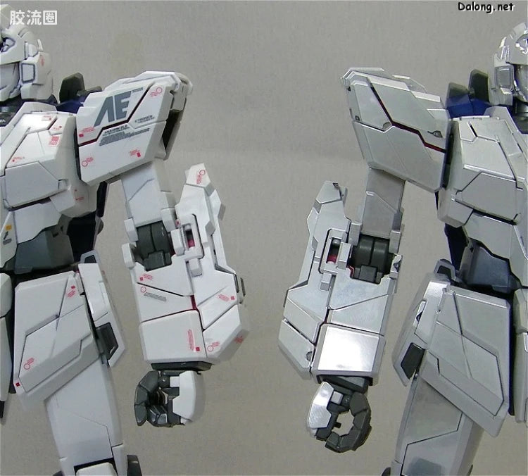 MG 1/100 Unicorn Gundam Ver.Ka (Titanium Finish)
