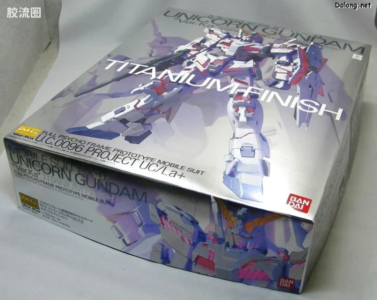 MG 1/100 Unicorn Gundam Ver.Ka (Titanium Finish)