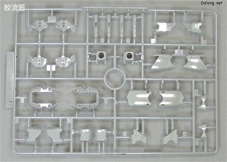 MG 1/100 Unicorn Gundam Ver.Ka (Titanium Finish)