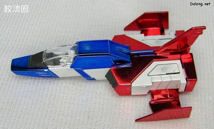 MG 1/100 RX-78-2 Gundam Ver. 2.0 (Titanium Finish)