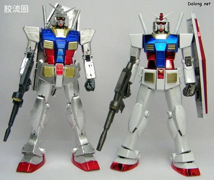 MG 1/100 RX-78-2 Gundam Ver. 2.0 (Titanium Finish)