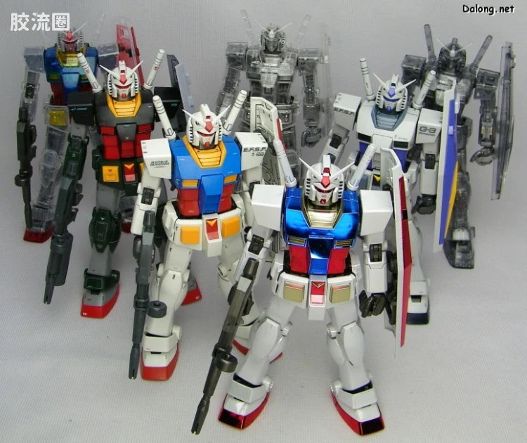 MG 1/100 RX-78-2 Gundam Ver. 2.0 (Titanium Finish)