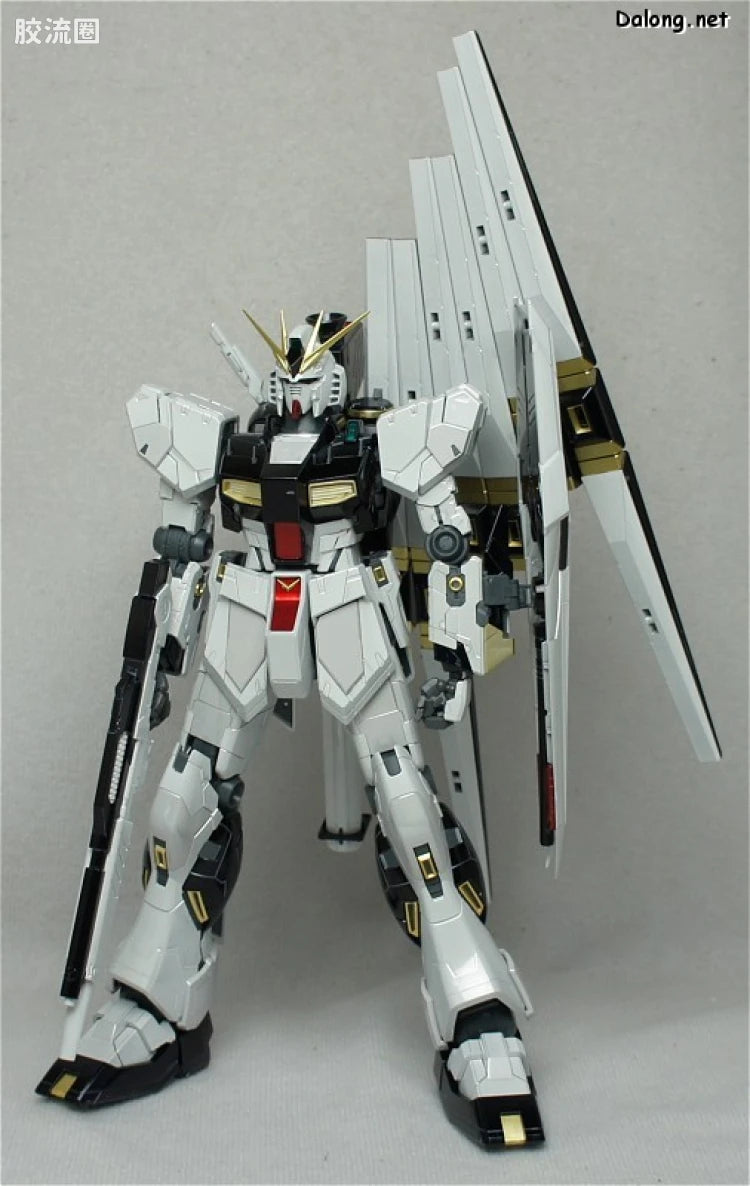 MG 1/100 Nu Gundam Ver. Ka Titanium Finish Ver.