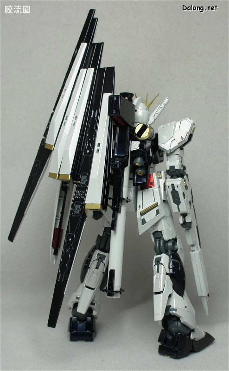 MG 1/100 Nu Gundam Ver. Ka Titanium Finish Ver.
