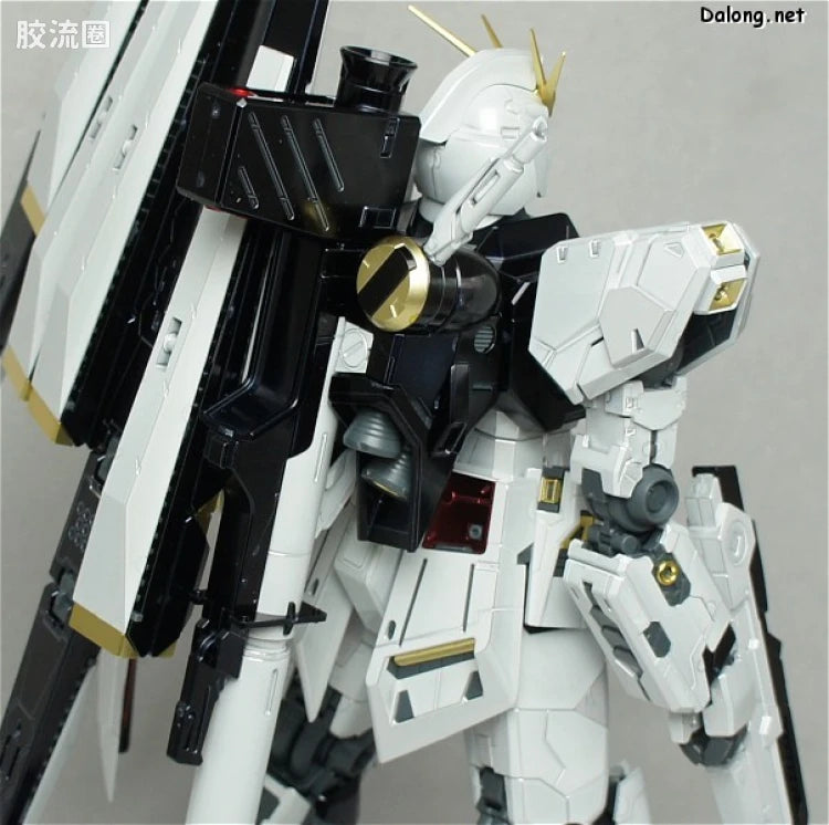 MG 1/100 Nu Gundam Ver. Ka Titanium Finish Ver.