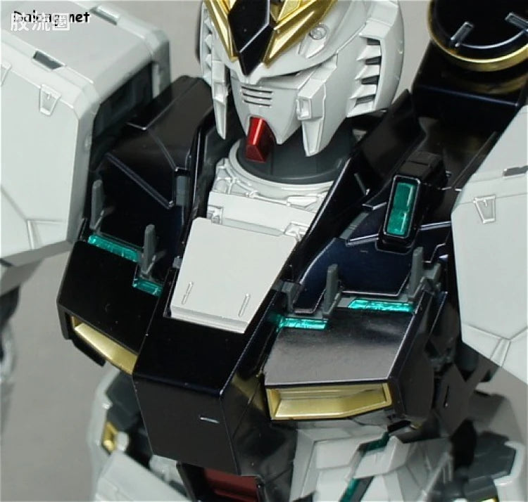 MG 1/100 Nu Gundam Ver. Ka Titanium Finish Ver.