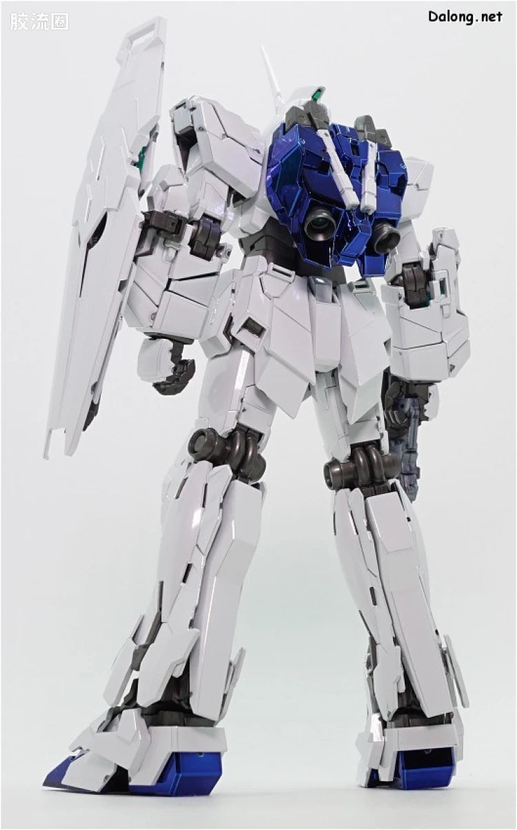 MG 1/100 Unicorn Gundam (Red / Green Twin Frame Edition) Titanium Finish