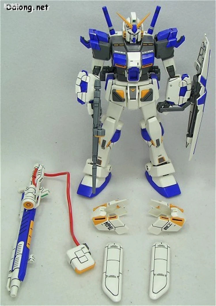 Bandai MG 1/100 RX-78-4 Gundam Unit 4 (G04)