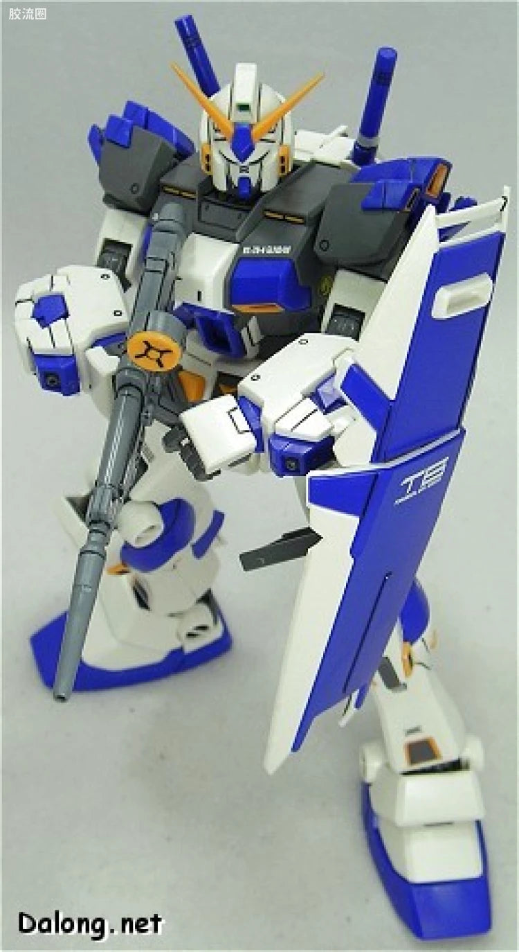 Bandai MG 1/100 RX-78-4 Gundam Unit 4 (G04)