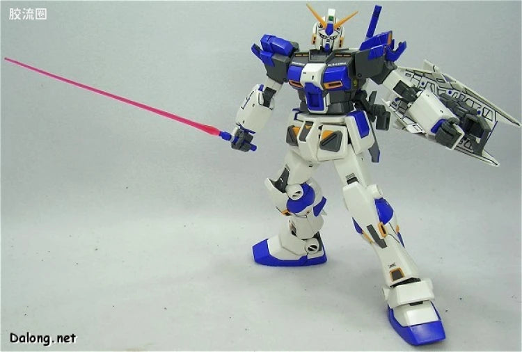 Bandai MG 1/100 RX-78-4 Gundam Unit 4 (G04)