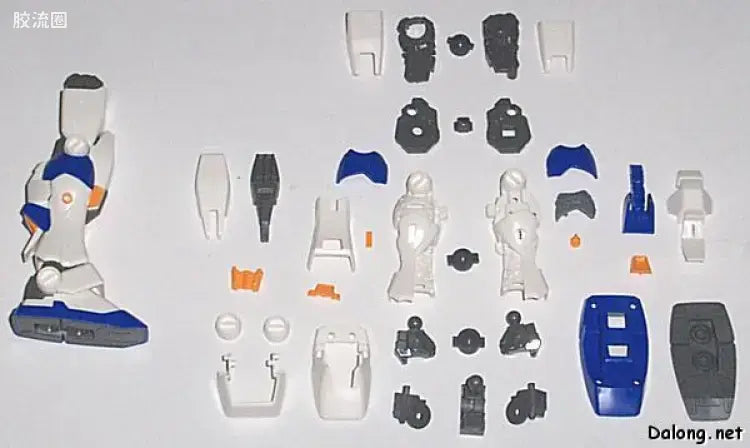 Bandai MG 1/100 RX-78-4 Gundam Unit 4 (G04)