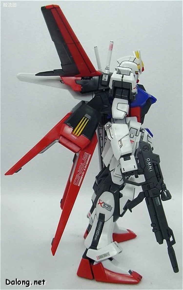 Bandai MG 1/100 GAT-X105+AQM/E-X01 Aile Strike Gundam
