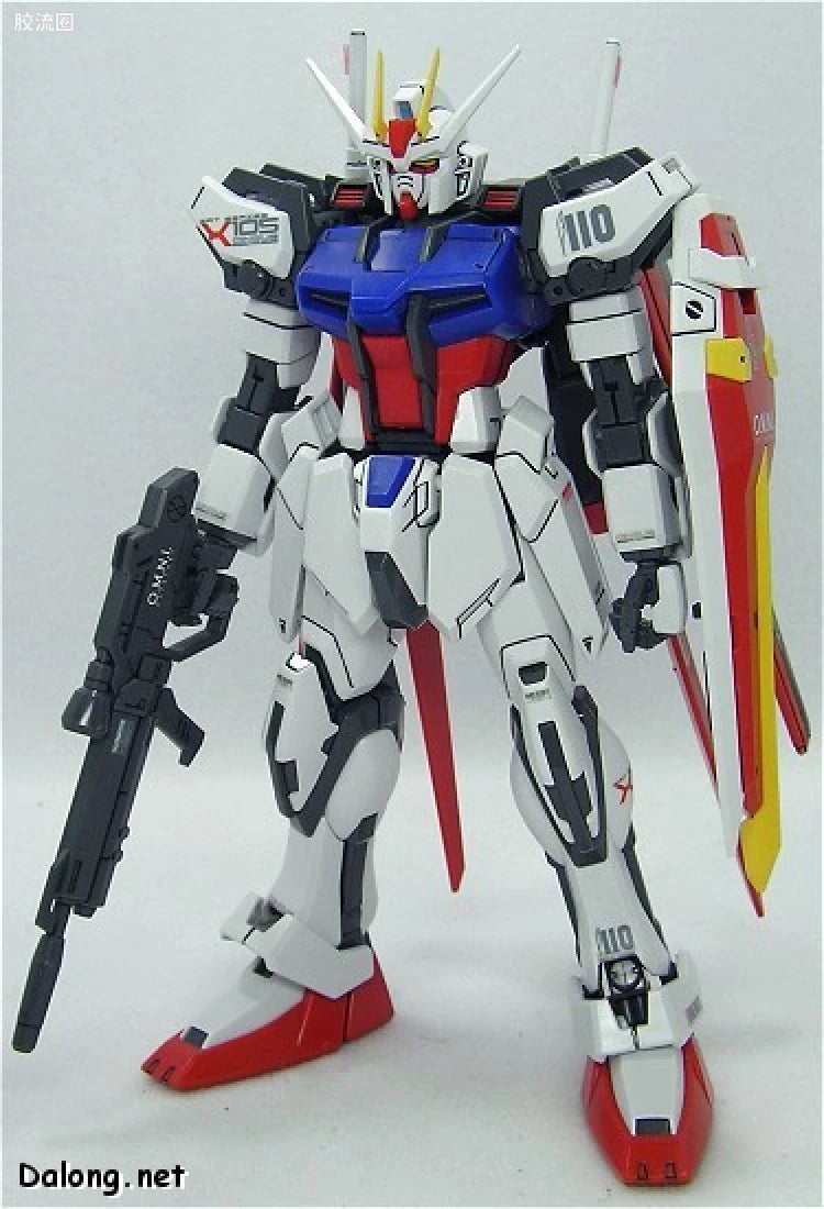 Bandai MG 1/100 GAT-X105+AQM/E-X01 Aile Strike Gundam