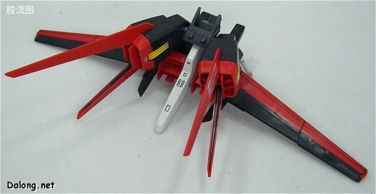 Bandai MG 1/100 GAT-X105+AQM/E-X01 Aile Strike Gundam