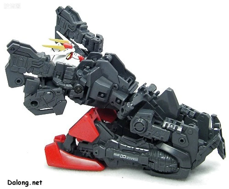 Bandai MG 1/100 GAT-X105+AQM/E-X01 Aile Strike Gundam