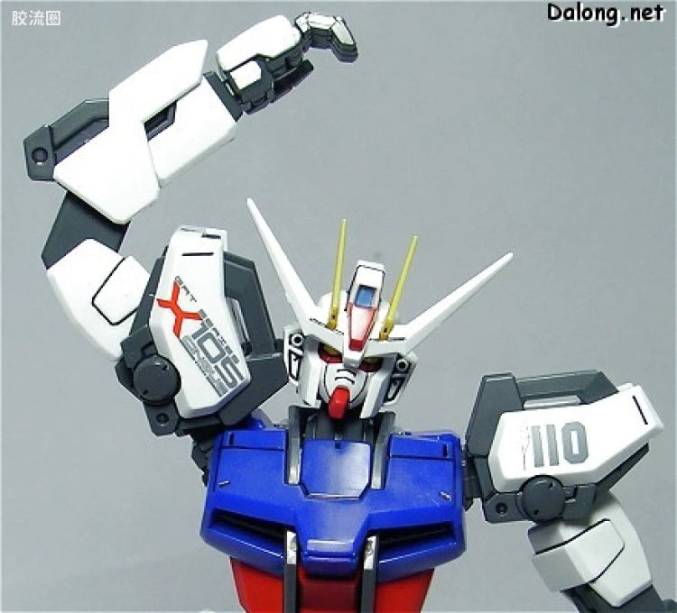 Bandai MG 1/100 GAT-X105+AQM/E-X01 Aile Strike Gundam