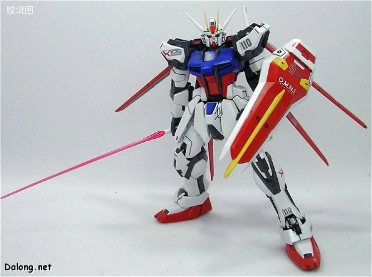 Bandai MG 1/100 GAT-X105+AQM/E-X01 Aile Strike Gundam
