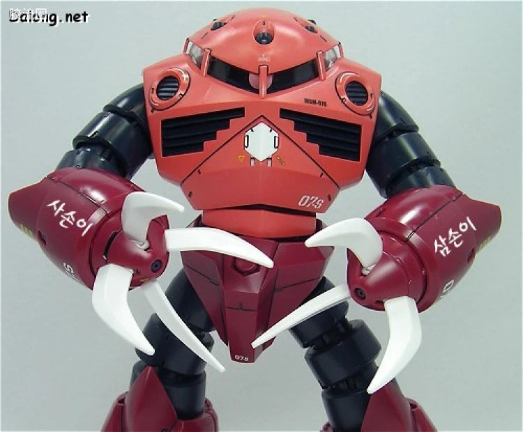 Bandai MG 1/100 MSM-07S Char's Z'Gok