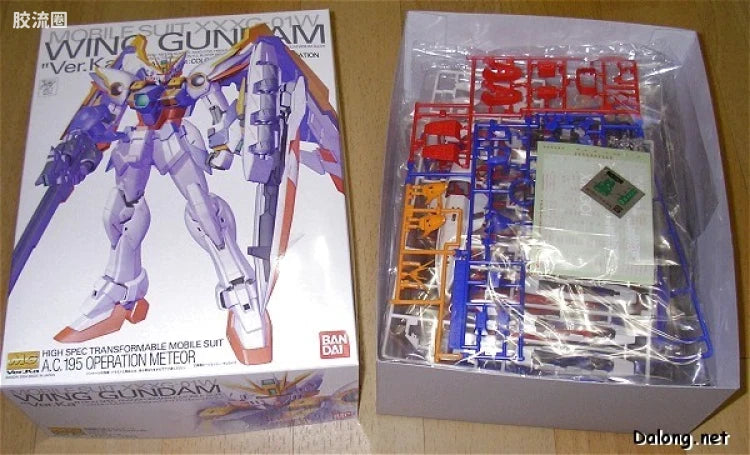 Bandai MG 1/100 XXXG-01W Wing Gundam (Ver.Ka)