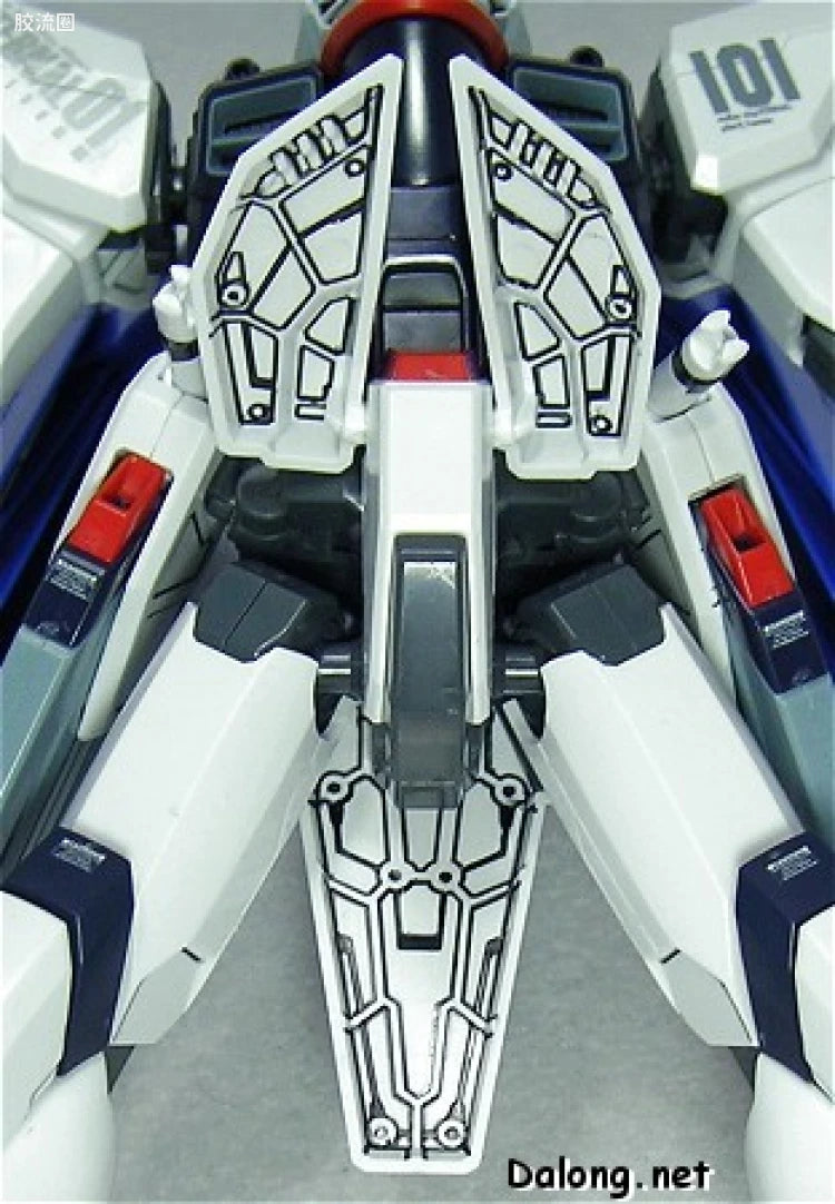 Bandai MG 1/100 ZGMF-X10A Freedom Gundam