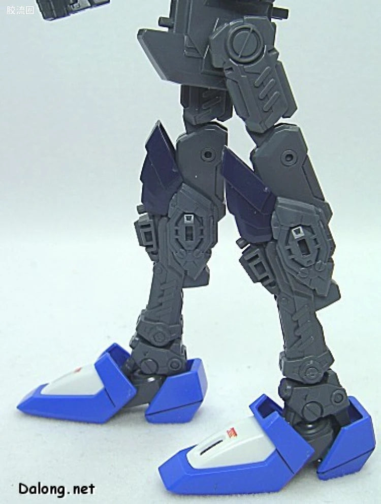 Bandai MG 1/100 ZGMF-X10A Freedom Gundam