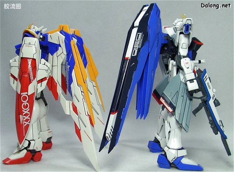 Bandai MG 1/100 ZGMF-X10A Freedom Gundam