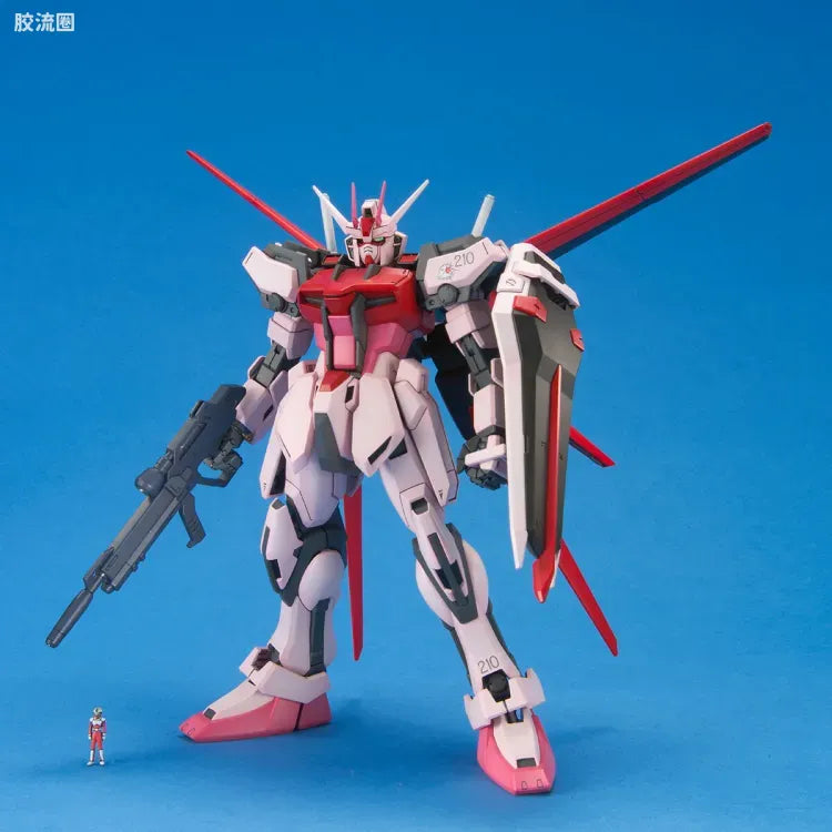 Bandai MG 1/100 MBF-02+AQM/E-X01 Strike Rouge