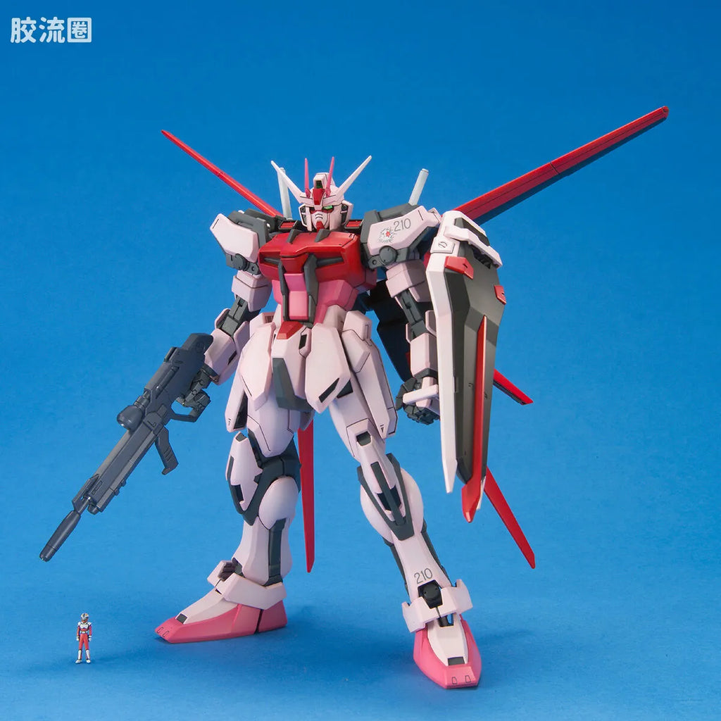 Bandai MG 1/100 MBF-02+AQM/E-X01 Strike Rouge