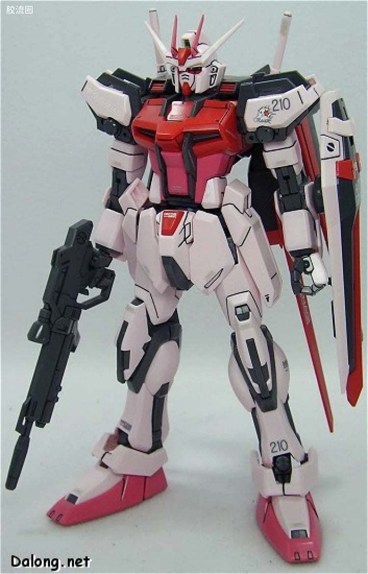 Bandai MG 1/100 MBF-02+AQM/E-X01 Strike Rouge