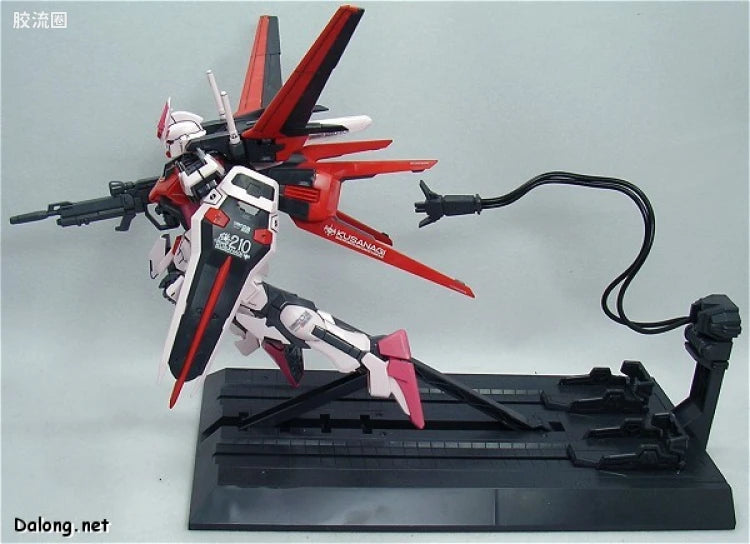 Bandai MG 1/100 MBF-02+AQM/E-X01 Strike Rouge
