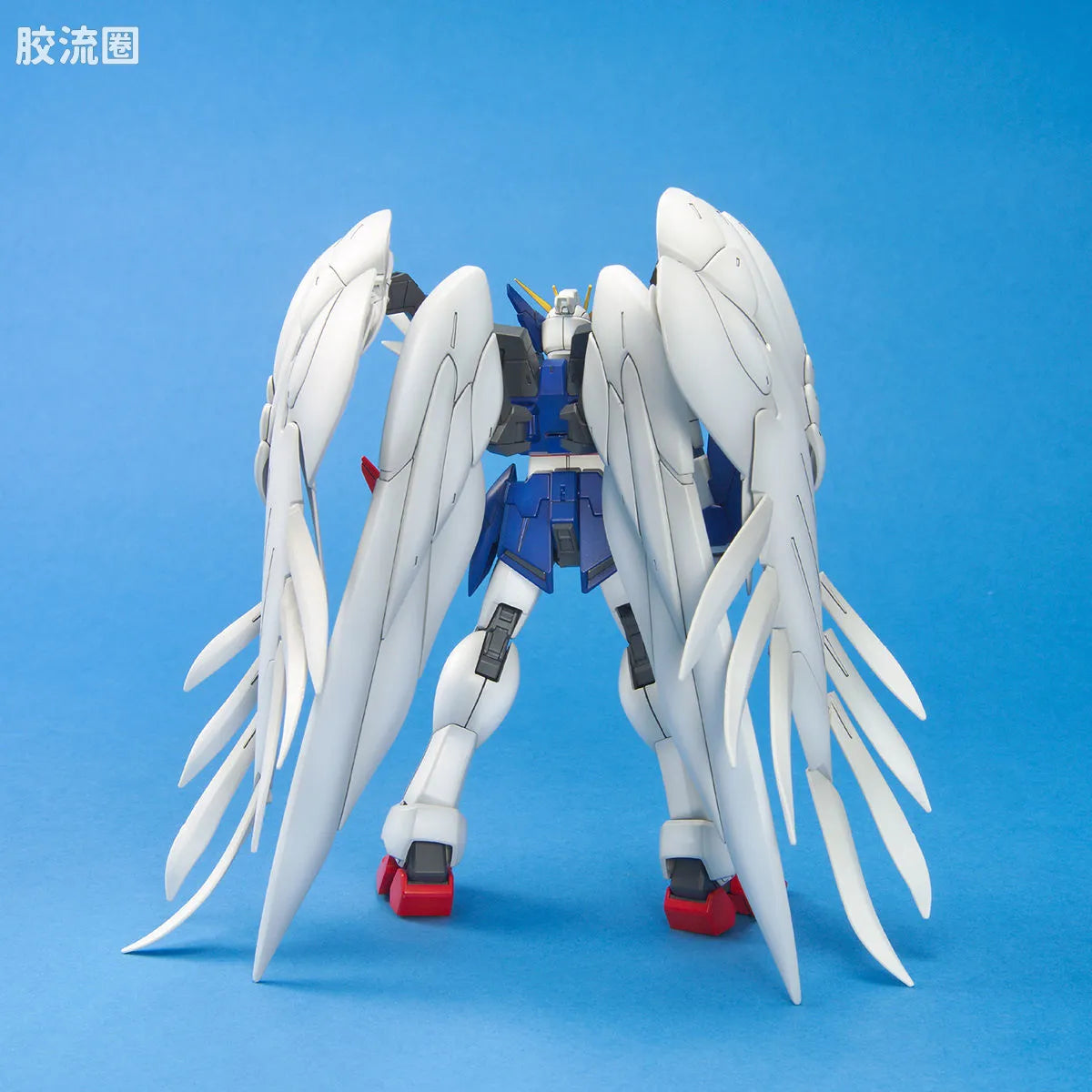 Bandai MG 1/100 XXXG-00W0 Wing Gundam Zero EW