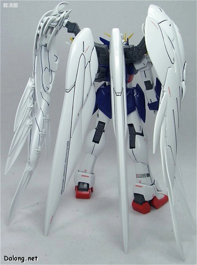 Bandai MG 1/100 XXXG-00W0 Wing Gundam Zero EW