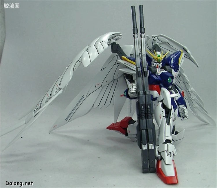 Bandai MG 1/100 XXXG-00W0 Wing Gundam Zero EW