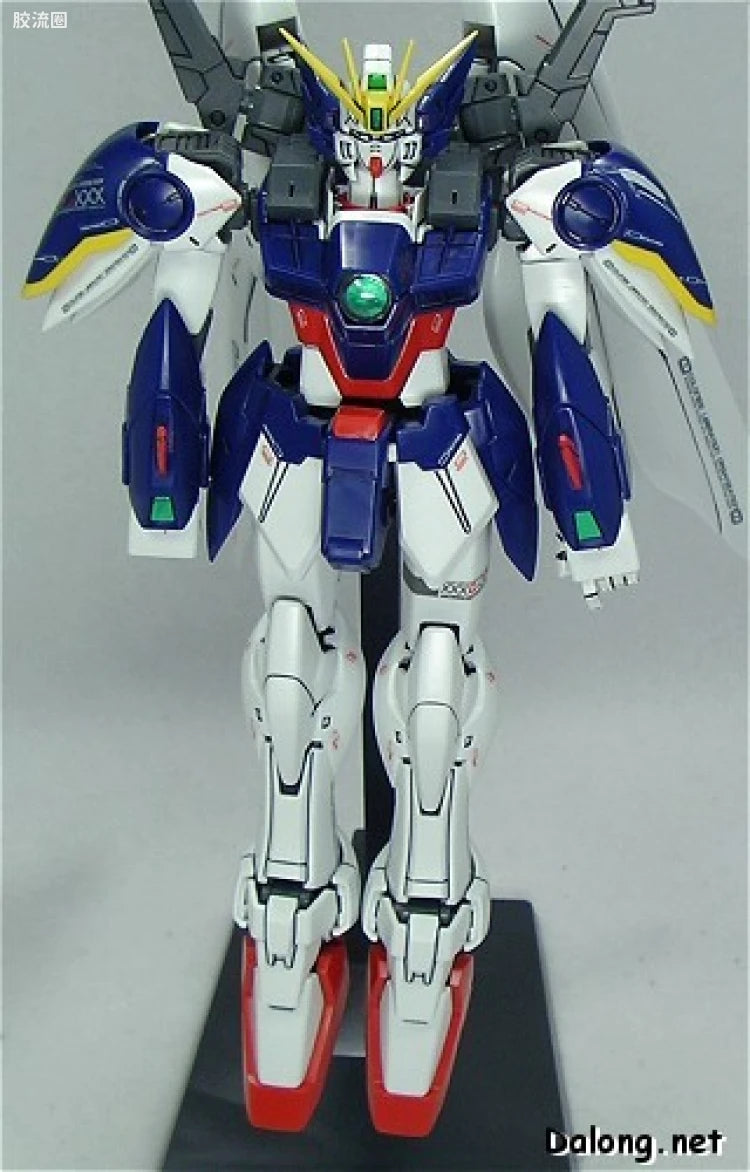 Bandai MG 1/100 XXXG-00W0 Wing Gundam Zero EW