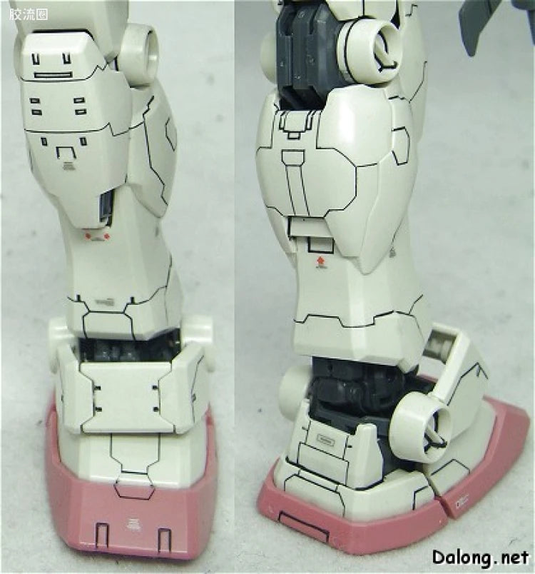 Bandai MG 1/100 RX-78-2 Gundam Ver.O.Y.W.0079 (Game Color)