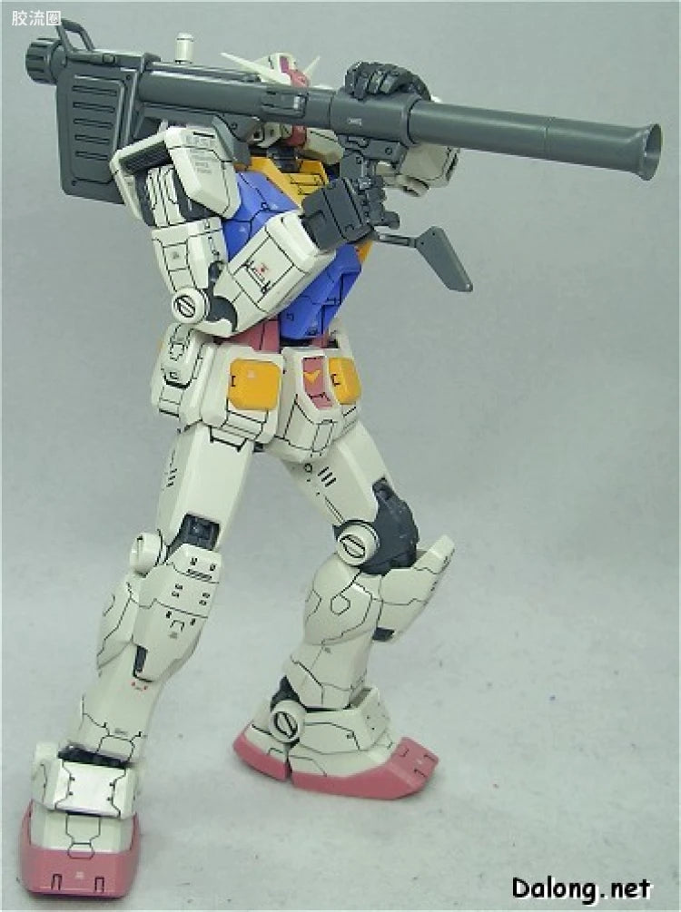 Bandai MG 1/100 RX-78-2 Gundam Ver.O.Y.W.0079 (Game Color)