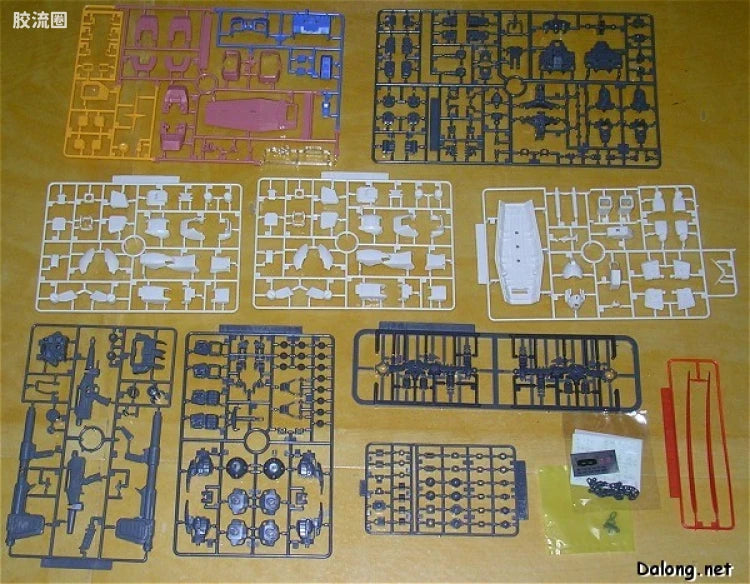 Bandai MG 1/100 RX-78-2 Gundam Ver.O.Y.W.0079 (Game Color)