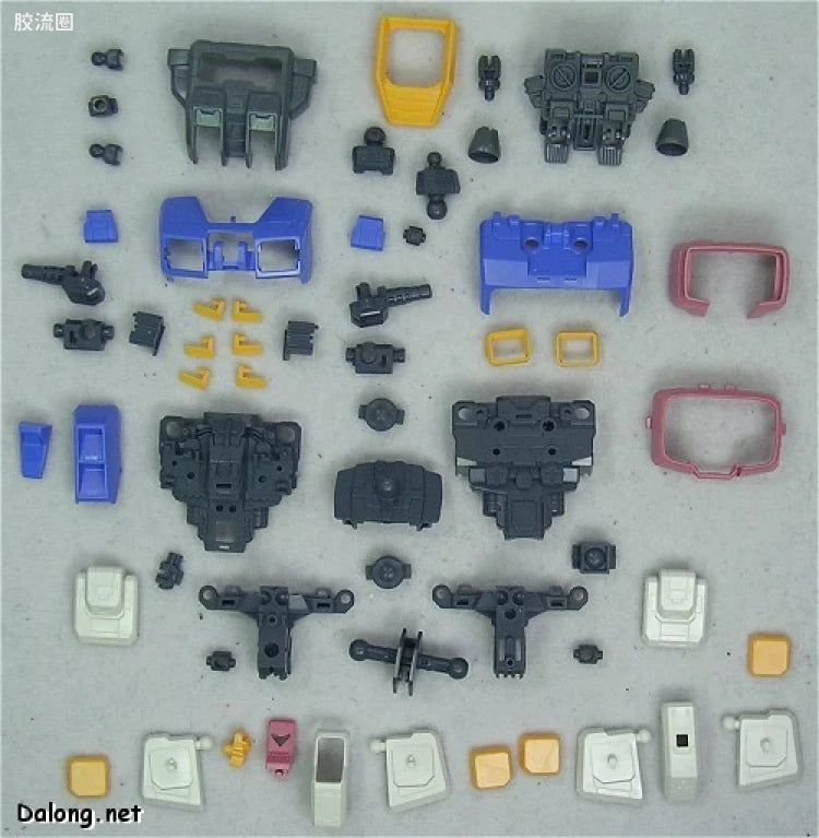 Bandai MG 1/100 RX-78-2 Gundam Ver.O.Y.W.0079 (Game Color)