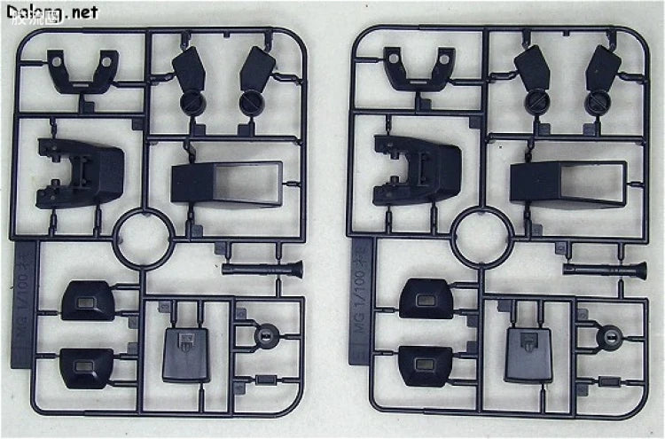Bandai MG 1/100 MSA-003 Nemo