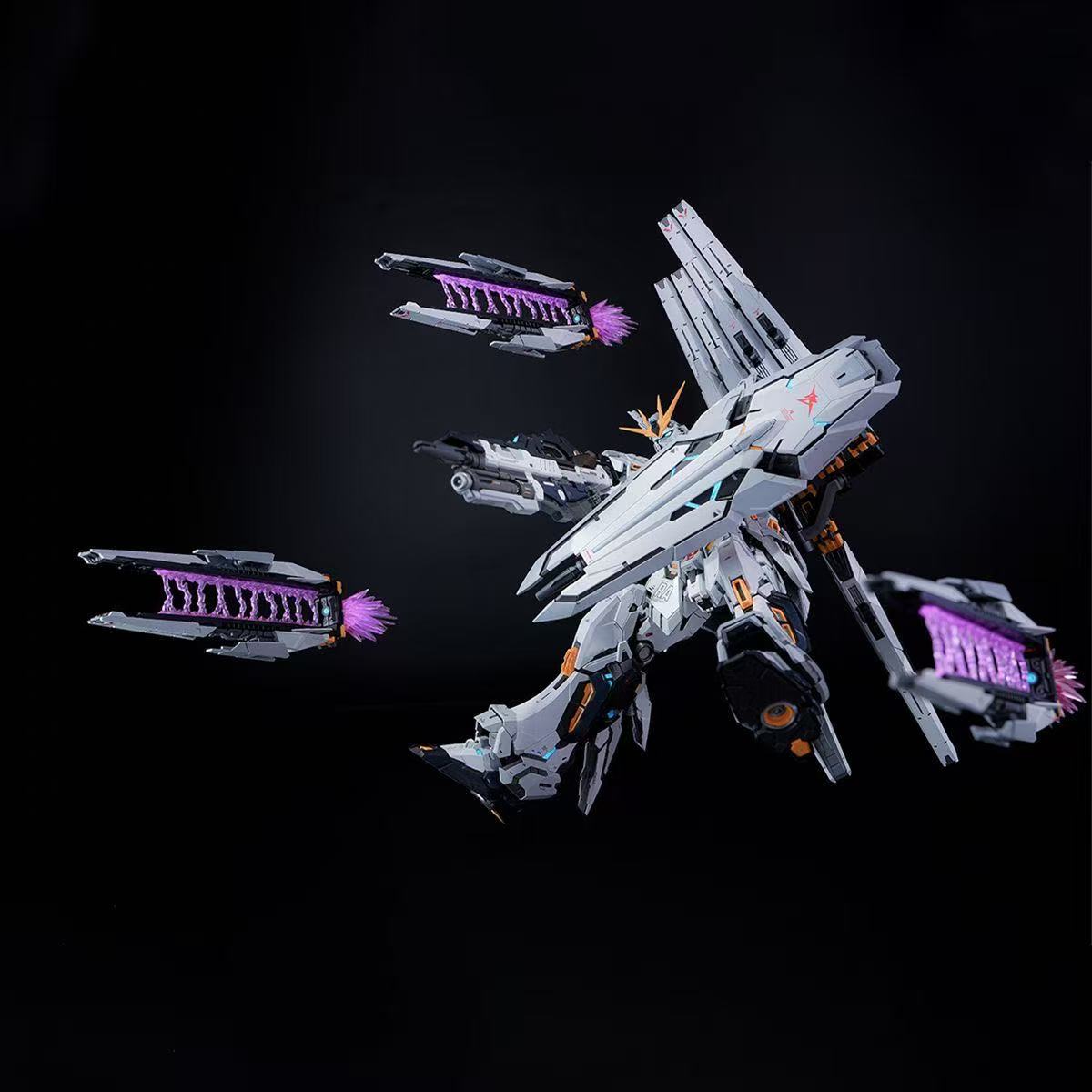 Dragon Tiger 1/100 Nu Gundam Full Set with LED Head